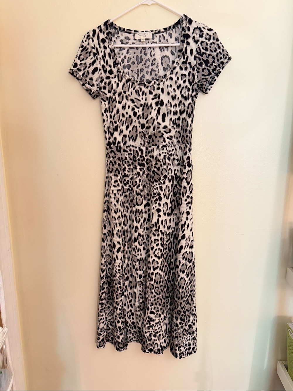 Jessica Simpson Leopard Scoop Neck Midi Dress